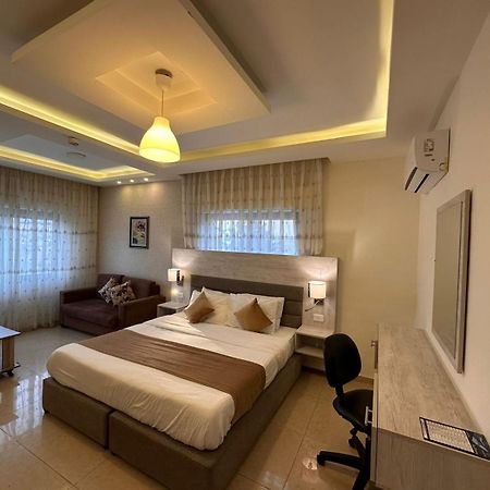 Alqimah Hotel Apartments アンマン エクステリア 写真